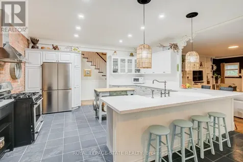 1097 Mineral Springs Road Hamilton ON L9H 5E3