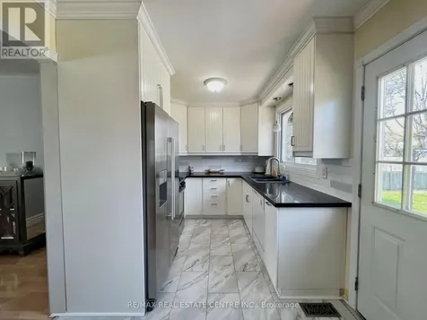 514 Monica Court Shelburne ON L9V 3A3