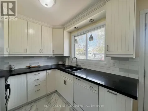 514 Monica Court Shelburne ON L9V 3A3