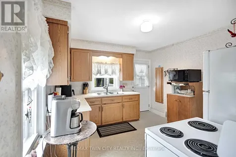 140 Terrace Hill Street Brantford ON N3R 1G6