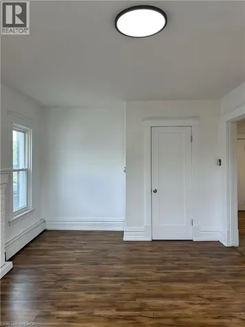 3 Balmoral Avenue South Hamilton ON L8M 3J7
