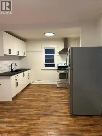 3 Balmoral Avenue South Hamilton ON L8M 3J7