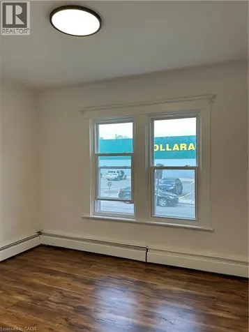 3 Balmoral Avenue South Hamilton ON L8M 3J7
