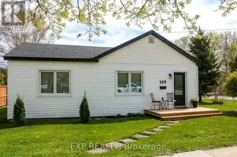 169 Peel Street Collingwood ON L9Y 3V7