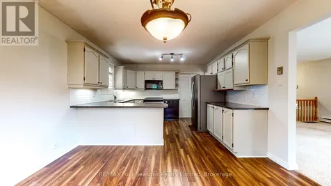 323 Hickory Street Collingwood ON L9Y 3G4