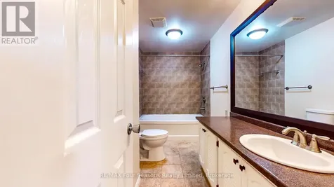 323 Hickory Street Collingwood ON L9Y 3G4