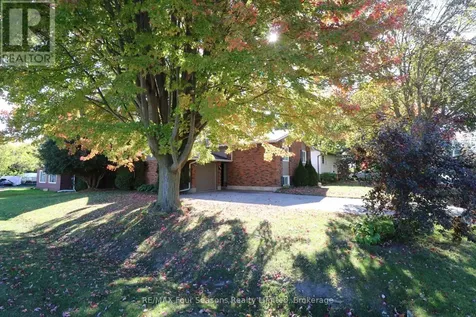 323 Hickory Street Collingwood ON L9Y 3G4