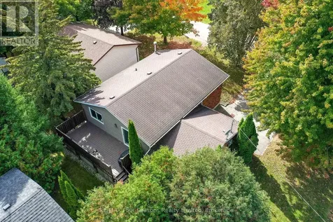 323 Hickory Street Collingwood ON L9Y 3G4