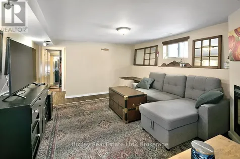 103 Brook Street Blue Mountains ON N0H 1J0