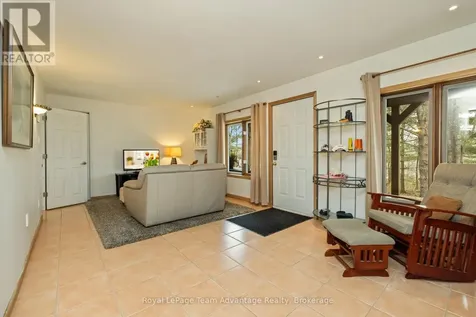 41 Carter's Landing Road Seguin ON P2A 0B2
