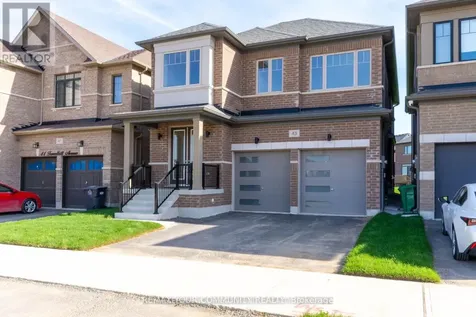 43 Tweedhill Avenue Caledon ON L7C 4K5