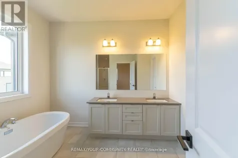 43 Tweedhill Avenue Caledon ON L7C 4K5