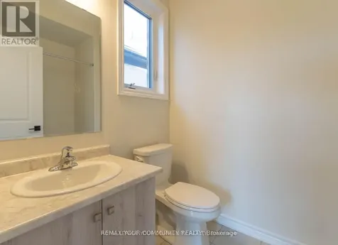 43 Tweedhill Avenue Caledon ON L7C 4K5