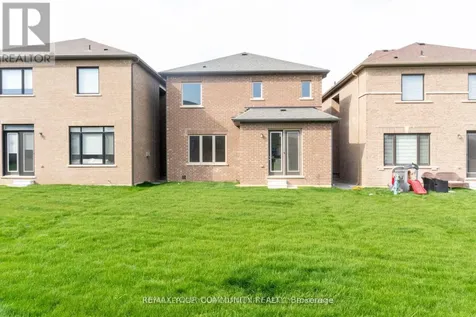43 Tweedhill Avenue Caledon ON L7C 4K5