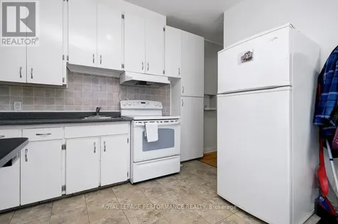 228 Carillon Street Ottawa ON K1L 5X8