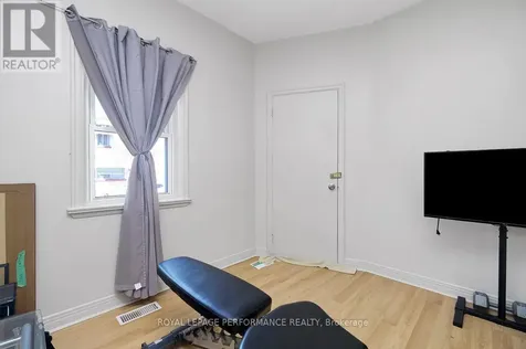 228 Carillon Street Ottawa ON K1L 5X8