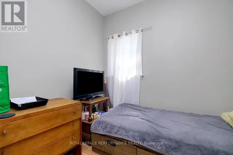 228 Carillon Street Ottawa ON K1L 5X8