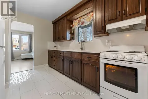 61 Third Avenue Arnprior ON K7S 1Y6