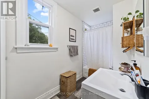 188-190 Caroline Street South Hamilton (durand) ON L8P 3L2