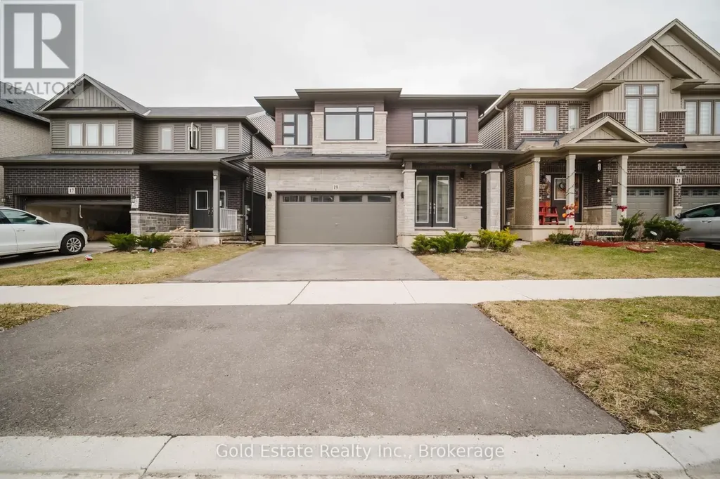 19 Mclaren Avenue Brantford ON N3T 0T4