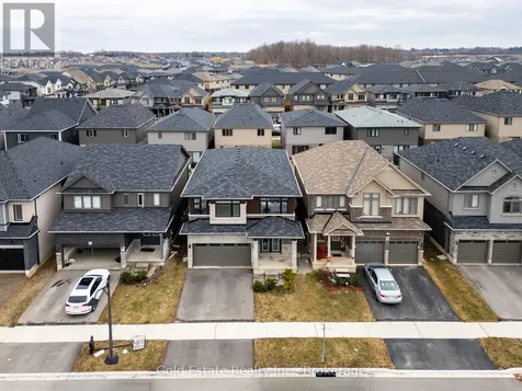 19 Mclaren Avenue Brantford ON N3T 0T4
