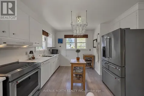 934 Weston Drive Ottawa ON K1G 1X2