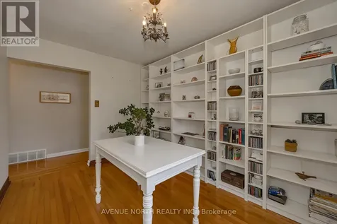 934 Weston Drive Ottawa ON K1G 1X2