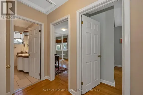 934 Weston Drive Ottawa ON K1G 1X2