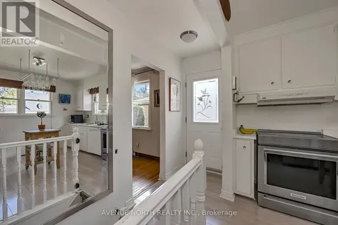 934 Weston Drive Ottawa ON K1G 1X2