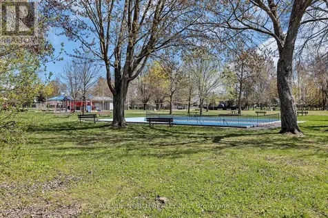934 Weston Drive Ottawa ON K1G 1X2