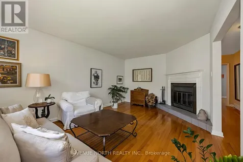 934 Weston Drive Ottawa ON K1G 1X2