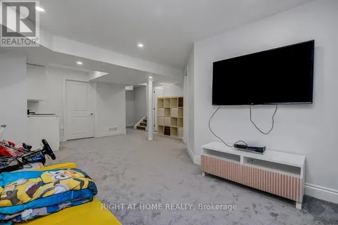 771 Devario Crescent Ottawa ON K2J 6H3