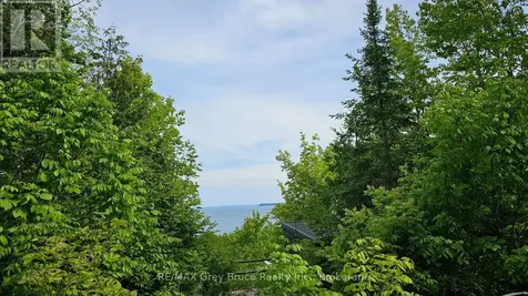 17 Shoreline Drive Northern Bruce Peninsula ON N0H 1Z0