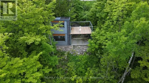 17 Shoreline Drive Northern Bruce Peninsula ON N0H 1Z0