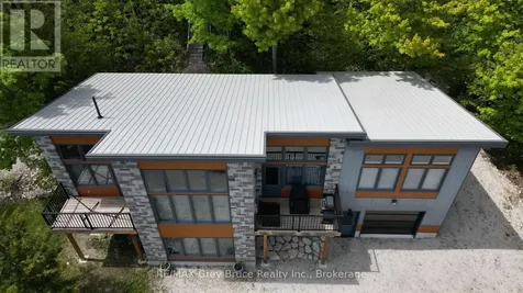 17 Shoreline Drive Northern Bruce Peninsula ON N0H 1Z0