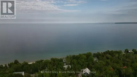 17 Shoreline Drive Northern Bruce Peninsula ON N0H 1Z0