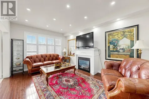 30 Learmont Avenue Caledon ON L7C 3N3