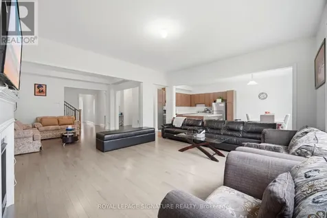 18 Tweedhill Avenue Caledon ON L7C 4K5