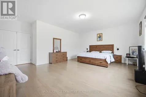 18 Tweedhill Avenue Caledon ON L7C 4K5