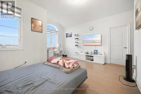 18 Tweedhill Avenue Caledon ON L7C 4K5