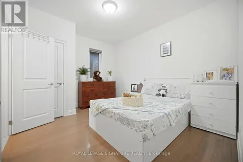 18 Tweedhill Avenue Caledon ON L7C 4K5