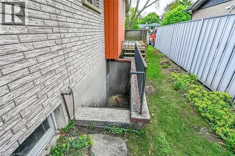 111 Memorial Drive Brantford ON N3R 5S4