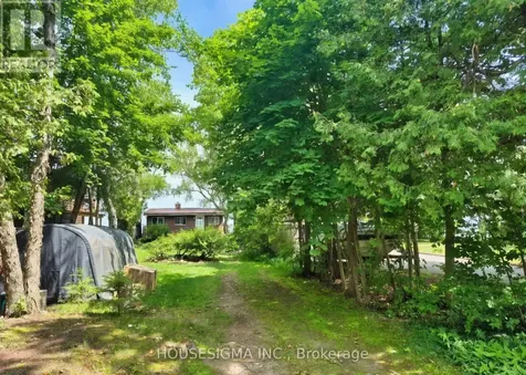 1950 Shore Lane Wasaga Beach ON L9Z 1T7