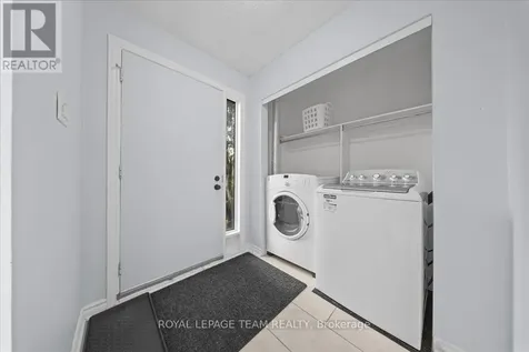 3483 Mccarthy Road Ottawa ON K1V 8Z9