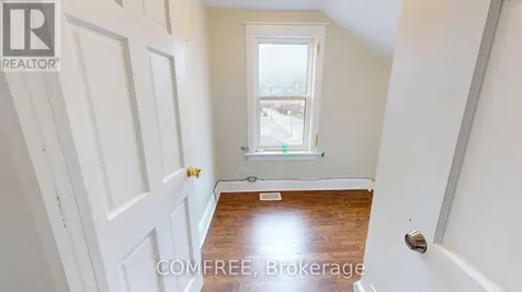 1405 King Street East Cambridge ON N3H 3R3