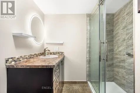 6532 Bilberry Drive Ottawa ON K1C 4N9