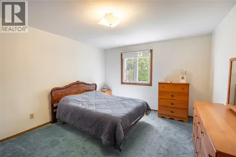 1083 Salisbury Street Sarnia ON N7S 3V6