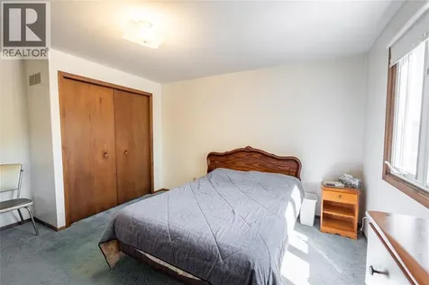1083 Salisbury Street Sarnia ON N7S 3V6