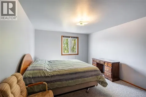 1083 Salisbury Street Sarnia ON N7S 3V6