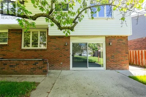 1083 Salisbury Street Sarnia ON N7S 3V6